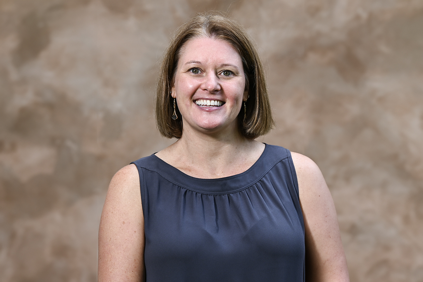A headshot of Professor of Psychology Stefanie Sinno